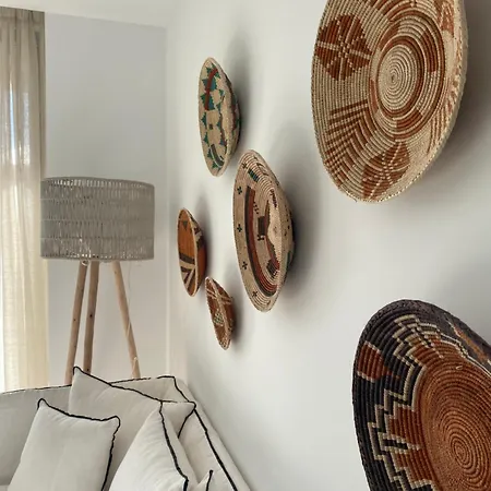 A Estrenar En Cofradia Deluxe フォス